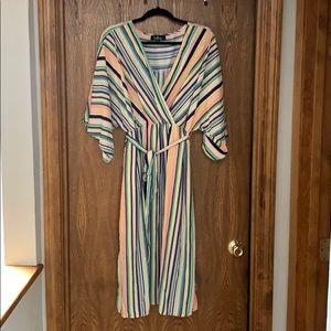 Lulus stripped midi dress